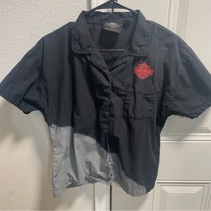 Harley Davidson button down top Size Medium.